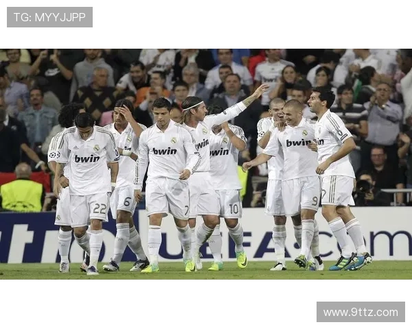 西班牙足球明星的辉煌历程与传奇故事探秘 西班牙足球明星的辉煌历程与传奇故事探秘