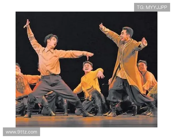 足球场上的舞王展现魅力与技巧引领潮流的明星球员 足球场上的舞王展现魅力与技巧引领潮流的明星球员